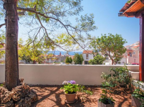 White House Hvar